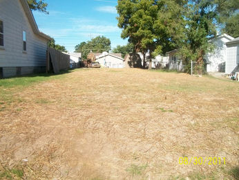 3211 South Hackley, Muncie, IN 47302 