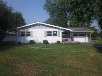 10 Williams Dr, Mooresville, IN 46158 