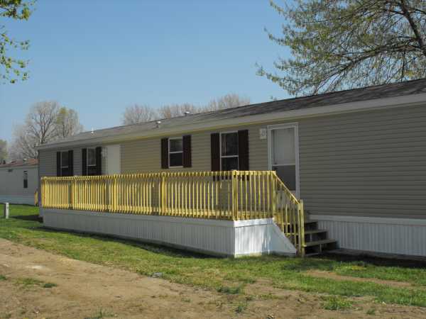 201 Edgewater, Syracuse, IN 46567 