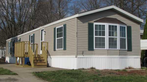 913 Beechnut Blvd., Westville, IN 46391 