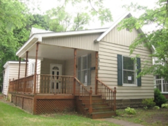 1918 N 11th St, Terre Haute, IN 47804 