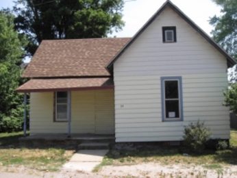 39 Phelps St, Martinsville, IN 46151 