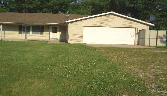 5437 South Holiday, Crawfordsville, IN 47933 