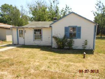 5524 N Clover Elm Dr, Fairland, IN 46126 