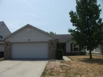 8519 Country Meadows Dr, Indianapolis, IN 46234 