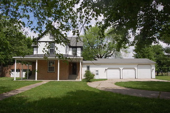 216 W Meridian St, Sharpsville, IN 46068 