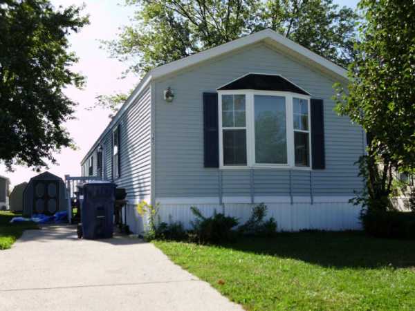 185 Pinecrest, Greenwood, IN 46143 