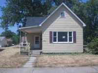 606 N 13th 1/2 St, Terre Haute, IN 47807 