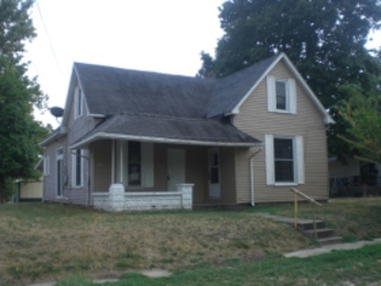 230 South St, Oakland City, IN 47660 