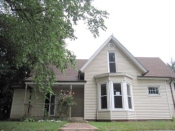 605 Jefferson St, Valparaiso, IN 46383 
