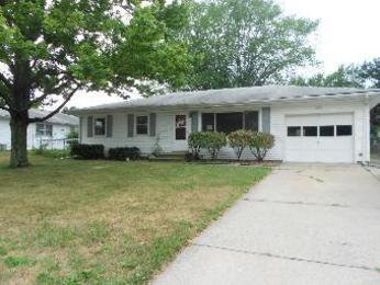 202 Linden Dr, La Porte, IN 46350 