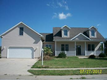 1106 Westfield Ct, Ligonier, IN 46767 