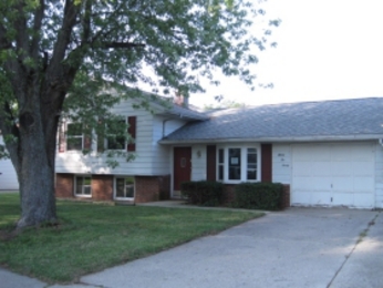3220 Woodbridge Cir, Kokomo, IN 46902 