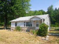 1418 E Harlan Dr, Terre Haute, IN 47802 