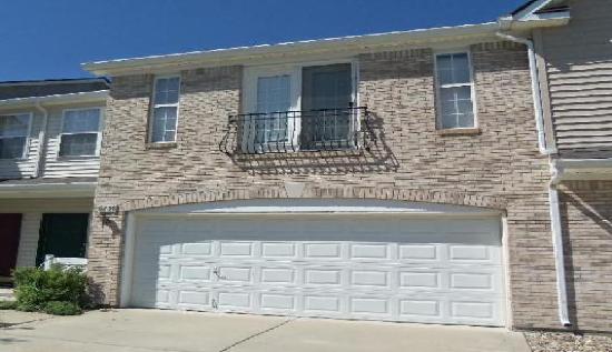 6258 Bishop Pond Ln #14e, Indianapolis, IN 46268 