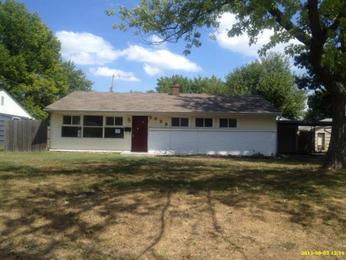 5926 Meadowlark Dr, Indianapolis, IN 46226 