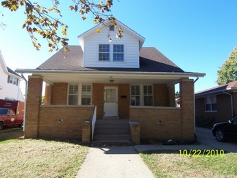 2015 S Williams Street, South Bend, IN 46613 