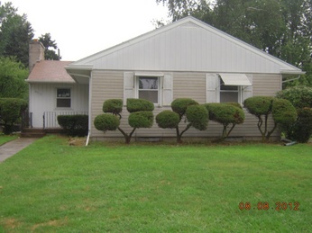 8928 Branton Avenue, Highland, IN 46322 