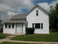 104 W North St, Claypool, IN 46510 