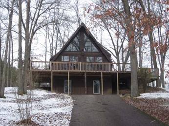 1220 W 2nd St, Clinton, IN 47842 