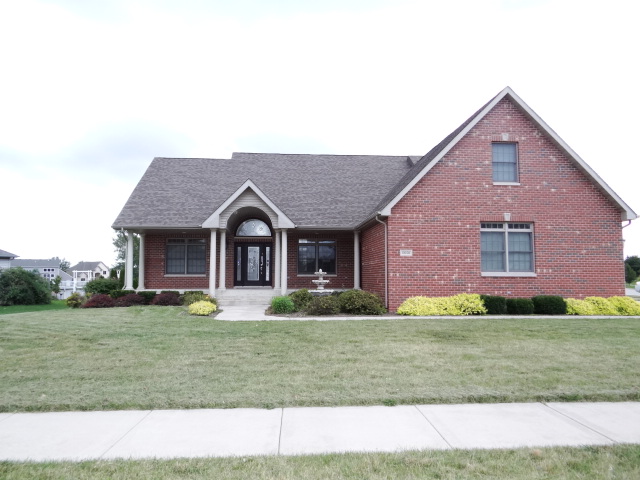 11950 Heron Lake Rd, Saint John, IN 46373 