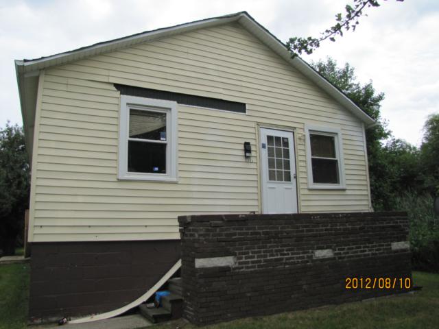 1701 Hendricks St, Gary, IN 46404 