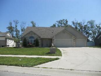 15904 Lebaron Lane, Huntertown, IN 46748 