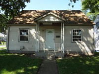 1921 Bergan St, South Bend, IN 46628 