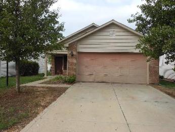 8140 Maple Stream Ln, Indianapolis, IN 46217 