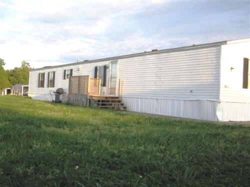 2406 LONG POINT DR, Evansville, IN 47715 