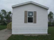 223 Brookside Manor, Goshen, IN 46526 