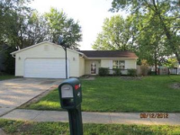 223 Suncrest Dr, Greenwood, IN 46143 