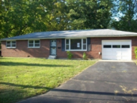 900 Lakeview Dr, Scottsburg, IN 47170 