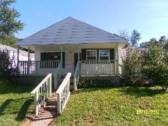 2431 E 36th Ave, Lake Station, IN 46405 