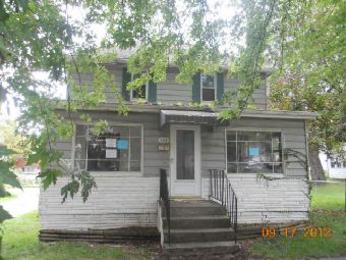 524 E Main St, Warsaw, IN 46580 