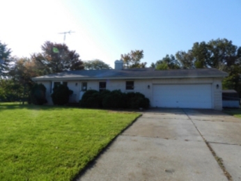 7646 W Glenbrook Dr, Michigan City, IN 46360 