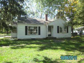 3244 Central Avenue, Columbus, IN 47203 