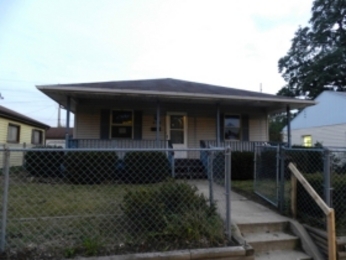 605 Fairmount Ave., Mishawaka, IN 46545 