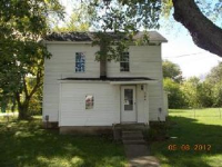 586 South Clifton St, Andrews, IN 46702 