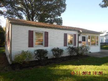 2209 E 5th St, Anderson, IN 46012 