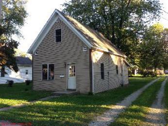 403 W 5th St, North Manchester, IN 46962 