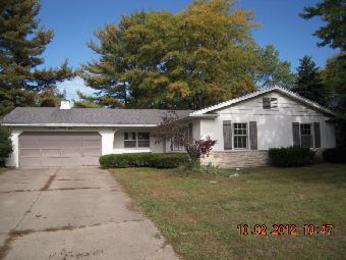 1629 Brookwood Dr, Elkhart, IN 46514 