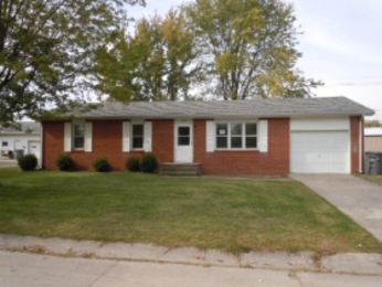 509 N Jackson Park Dr, Seymour, IN 47274 