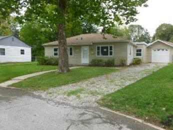 336 Campus Ln, Indianapolis, IN 46219 