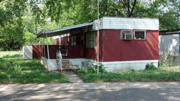 224 N EXETER, Indianapolis, IN 46222 