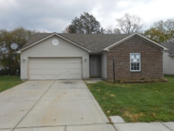 7702 Wood Stream Dr, Indianapolis, IN 46239 