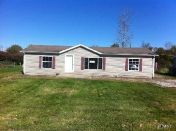 125 Pleasant Run Dr, Markleville, IN 46056 