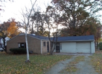 303 Woodlawn Dr, Anderson, IN 46012 