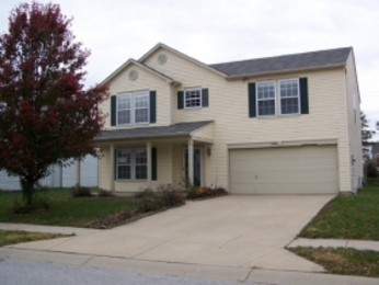 10384 Yosemite Ln, Indianapolis, IN 46234 