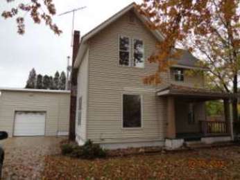 1303 Cosmo Street, Goshen, IN 46528 